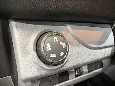 Peugeot expert cabine approfondie standard bluehdi 180 ss eat6 fixe premium pack grip control  gps xénons occasion...