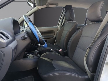 Renault clio iii 1.2 16v 75 eco2 authentique euro 5 occasion simplicicar la ciotat simplicicar simplicibike france