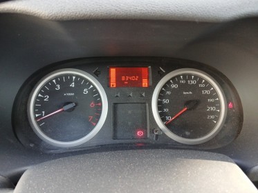 Renault clio iii 1.2 16v 75 eco2 authentique euro 5 occasion simplicicar la ciotat simplicicar simplicibike france