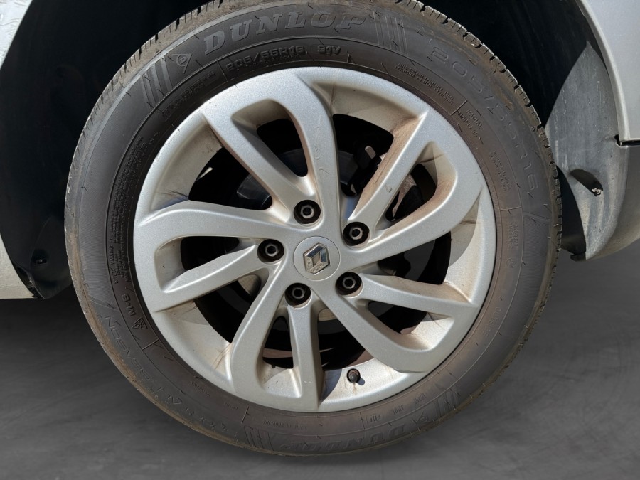 RENAULT d'occasion MEGANE SOCIETE 1.5 DCI 110 AIR LIMITED de 2015