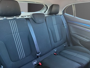 Renault megane iv berline tce 130 gt line apple carplay garantie 12 mois occasion simplicicar marignane  simplicicar...
