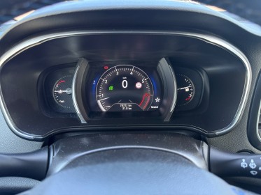 Renault megane iv berline tce 130 gt line apple carplay garantie 12 mois occasion simplicicar marignane  simplicicar...