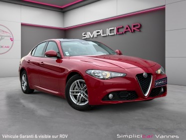 Alfa romeo giulia 2.2 150 ch, toit ouvrant panoramique, bv6, garantie 12 mois occasion scl 56 - simplicicar vannes...