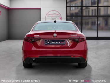 Alfa romeo giulia 2.2 150 ch, toit ouvrant panoramique, bv6, garantie 12 mois occasion scl 56 - simplicicar vannes...