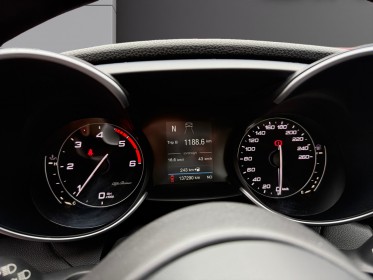 Alfa romeo giulia 2.2 150 ch, toit ouvrant panoramique, bv6, garantie 12 mois occasion scl 56 - simplicicar vannes...