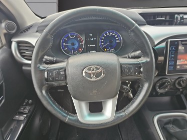Toyota hilux x-tra cabine 4wd 2.4l 150 d-4d legende siege tissu, housse en cuir abimé conducteur occasion simplicicar rennes...