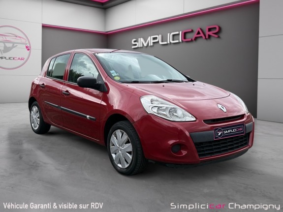 Renault clio iii dci 75 authentique - garantie 12mois - distribution neuve - revision ok - ideale jeune permis occasion...