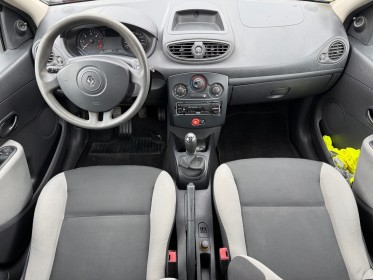 Renault clio iii dci 75 authentique - garantie 12mois - distribution neuve - revision ok - ideale jeune permis occasion...