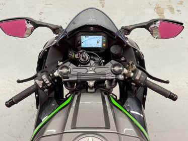 Kawasaki zx-10r zx-10r // sortie akrapovic / amortisseur direction ohlins / freins brembo / garantie 12 mois occasion...