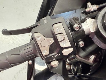 Kawasaki zx-10r zx-10r // sortie akrapovic / amortisseur direction ohlins / freins brembo / garantie 12 mois occasion...