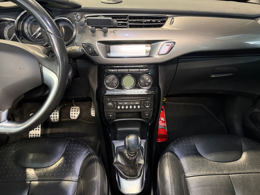 CITROEN d'occasion DS3 1.6 THP 155 SO IRRESISTIBLE de 2013 Nord Isère