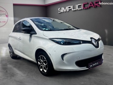 Renault zoe life batterie acheté/garantie 12 mois occasion paris 17ème (75)(porte maillot) simplicicar simplicibike france