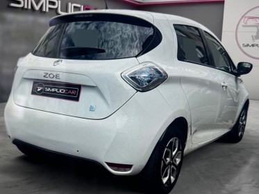 Renault zoe life batterie acheté/garantie 12 mois occasion paris 17ème (75)(porte maillot) simplicicar simplicibike france