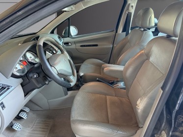 Peugeot 207 1.6 thp 16v 150ch féline garantie 12 mois occasion simplicicar pertuis  simplicicar simplicibike france