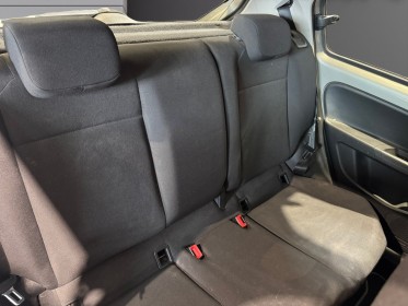 Volkswagen e-up! 2.0 electrique bluetooth clim garantie 12 mois occasion simplicicar narbonne simplicicar simplicibike france