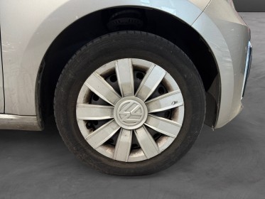 Volkswagen e-up! 2.0 electrique bluetooth clim garantie 12 mois occasion simplicicar narbonne simplicicar simplicibike france