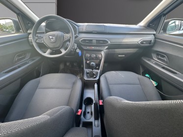 Dacia sandero sce 65 essential - garantie 12 mois - 1er main occasion simplicicar coeur d'yvelines - auto expo 78 simplicicar...