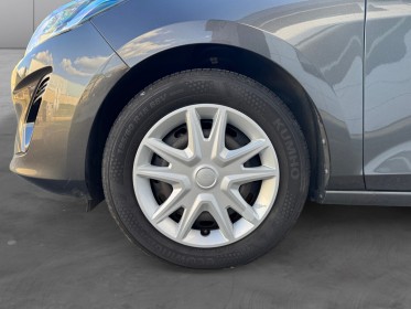 Ford fiesta 1.5 tdci 85 ss bvm6 business nav garantie 12 mois occasion simplicicar le mans simplicicar simplicibike france