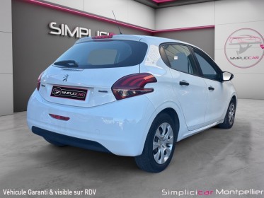 Peugeot 208 business r' 1.6 bluehdi 75 ss bvm5 business r' société régulateur faible consommation garantie 12 mois...