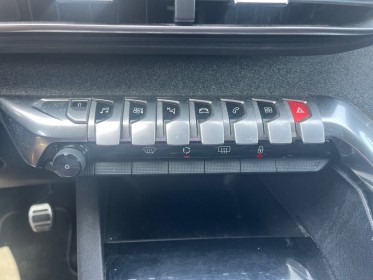 Peugeot 3008 3008 gt line bluehdi 130ch ss bvm6 / distribution chez peugeot occasion avignon (84) simplicicar simplicibike...