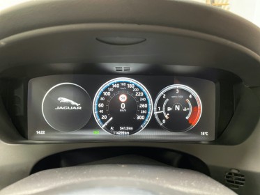 Jaguar f-pace 2.0 d - 180 ch awd bva8 portfolio - entretien complet constructeur - garantie 12 mois occasion simplicicar lyon...