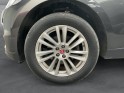 Jaguar f-pace 2.0 d - 180 ch awd bva8 portfolio - entretien complet constructeur - garantie 12 mois occasion simplicicar lyon...