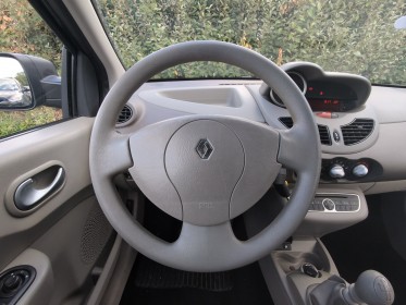 Renault twingo ii 1.2 16v 75 - garantie 12 mois occasion simplicicar brest simplicicar simplicibike france