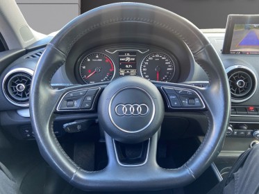 Audi a3 berline 35 tdi 150 s tronic 7 s line - suivi audi - camera -  carplay / android auto - key less - faible km occasion...