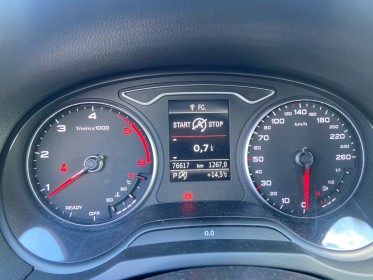 Audi a3 berline 35 tdi 150 s tronic 7 s line - suivi audi - camera -  carplay / android auto - key less - faible km occasion...