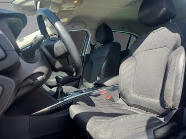 Renault megane iv berline intens dci 110 ch camera de recul occasion simplicicar orgeval  simplicicar simplicibike france