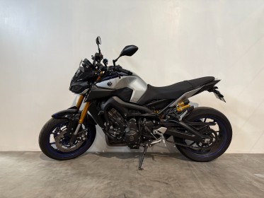 Yamaha mt-09 sp 850cc sp ligne akrapovic suspensions ollins avant fourche garantie 12 mois occasion simplicicar toulouse sud...