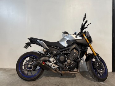 Yamaha mt-09 sp 850cc sp ligne akrapovic suspensions ollins avant fourche garantie 12 mois occasion simplicicar toulouse sud...