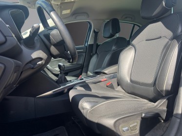Renault megane iv berline bose intens tce 130 ch sieges chauffants occasion simplicicar orgeval  simplicicar simplicibike...