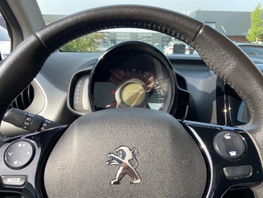 Peugeot 108 1.2 puretech 82ch bvm5 allure occasion simplicicar lille  simplicicar simplicibike france