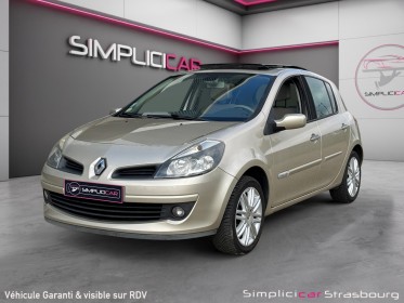 Renault clio iii initiale 1.6 16v 110 toit ouvrant - keyless go - regulateur/limiteur - radar de recul - suivi complet...