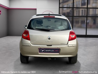 Renault clio iii initiale 1.6 16v 110 toit ouvrant - keyless go - regulateur/limiteur - radar de recul - suivi complet...