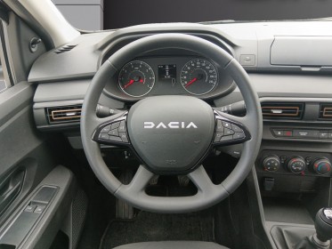 Dacia sandero 1.0 tce 90ch stepway finition essential occasion réunion ville st pierre simplicicar simplicibike france