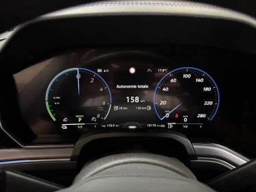 Volkswagen touareg 3.0 tsi ehybrid 462 ch tiptronic 8 4motion r - toit ouvrant - garantie volkswagen occasion simplicicar...