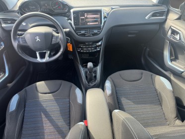 Peugeot 208 allure vti 90 ch bvm5 radar de recul occasion simplicicar orgeval  simplicicar simplicibike france