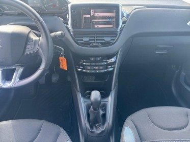 Peugeot 208 allure vti 90 ch bvm5 radar de recul occasion simplicicar orgeval  simplicicar simplicibike france