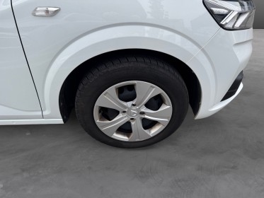 Dacia sandero sce 65 - 22 essentiel occasion simplicicar lille  simplicicar simplicibike france