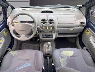 Renault twingo 1.2i 60 ch pack / 1 ère main certifiée / entretien à jour / garantie 6 mois occasion simplicicar royan...