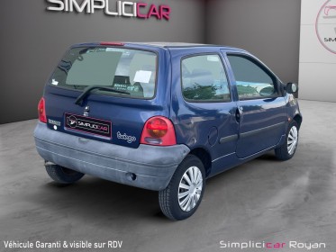 Renault twingo 1.2i 60 ch pack / 1 ère main certifiée / entretien à jour / garantie 6 mois occasion simplicicar royan...
