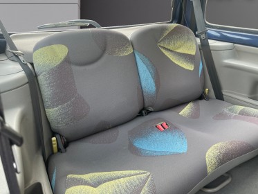 Renault twingo 1.2i 60 ch pack / 1 ère main certifiée / entretien à jour / garantie 6 mois occasion simplicicar royan...