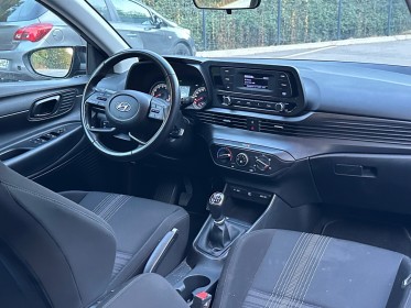 Hyundai bayon 1.0 t-gdi 100 hybrid 48v initia - garantie 12 mois occasion simplicicar vienne simplicicar simplicibike france