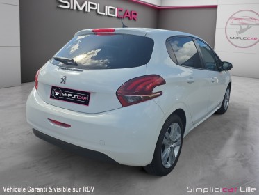 Peugeot 208 1.2 puretech 82ch bvm5 style//garantie 12 mois// occasion simplicicar lille  simplicicar simplicibike france