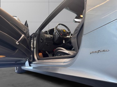 Ferrari ff ff v12 6.0 660ch ptu ok - passenger display - grigio titanio met - sport exhaust pipes - 'scuderia ferrari'......