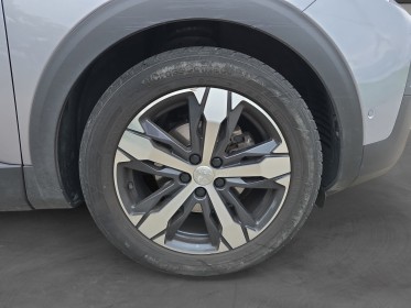 Peugeot 3008 130 ch ss eat8 crossway caméra de recul attelage amovible 1ére main garantie 12 mois entretien full peugeot......