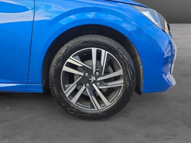 Peugeot 208 puretech 100 ss eat8 allure garantie 12 mois occasion parc voitures beauvais simplicicar simplicibike france