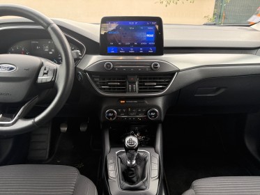 Ford focus 1.0 ecoboost 125 titanium caméra arr / sièges chauffants / carplay occasion simplicicar veauche simplicicar...